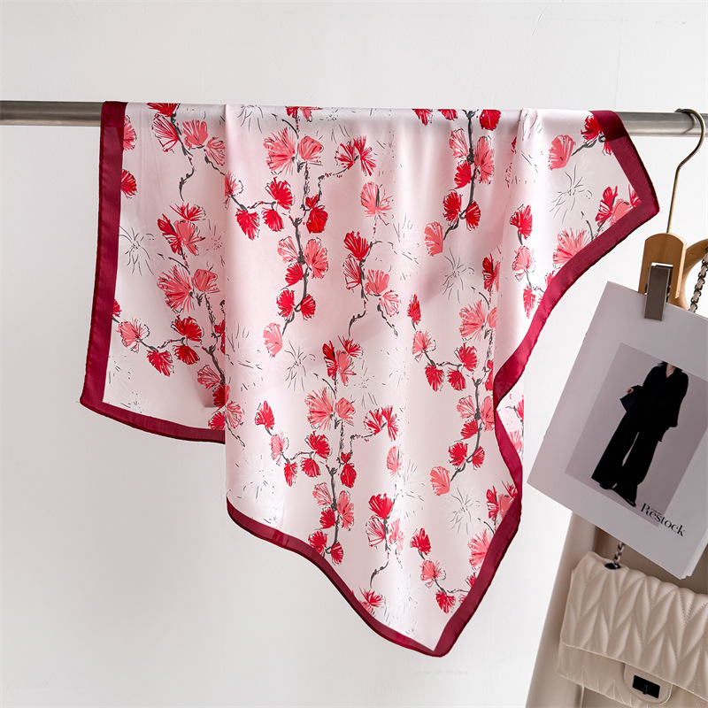 Luxury Bags China Wholesale - Luxury New Printed Scarves Women's Silk